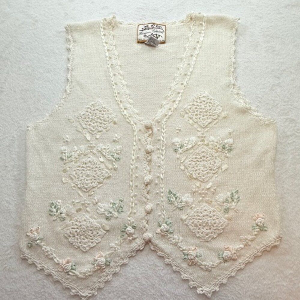 Heirloom Collectibles Vintage Ivory Vest with Embroidery and Crochet Trim Size L